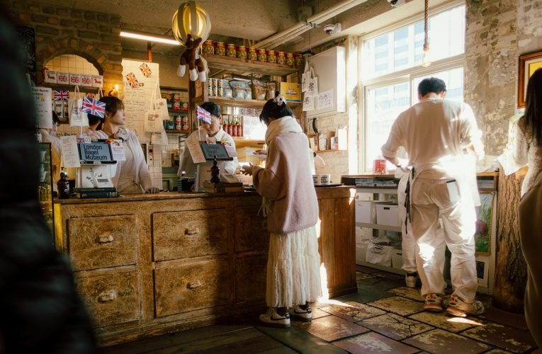 Z세대는 ‘성과급’ 원하지만…기업은 ‘고용 문’ 닫는다