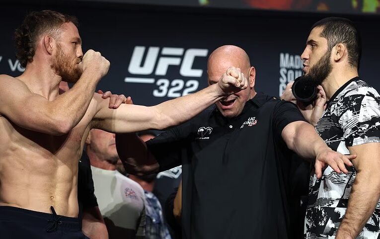 UFC 322 라이브: 이슬람 마하체프가 더블 챔피언이 될 수 있을까? 러시아인은 뉴욕에서 열린 엄청난 밤에 웰터급 킹 잭 델라 마달레나와 맞붙는다.