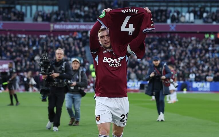 웨스트 햄 v 리버풀 – 프리미어 리그 라이브: Arne Slott의 선수들이 반드시 승리해야 하는 경기에서 Reds가 런던 스타디움으로 여행하는 동안 최신 점수, 팀 뉴스 및 업데이트