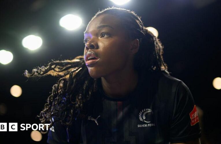 잉글랜드 58-61 뉴질랜드: 관광객들이 Copper Box에서 열린 시리즈 개막전에서 우승했습니다.