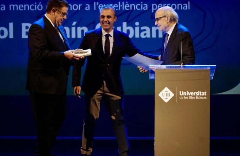 Oriol Bonnin과 Iberostar Group은 UIB Social Council의 Sa Riera 2025 Awards의 첫 번째 우승자입니다.