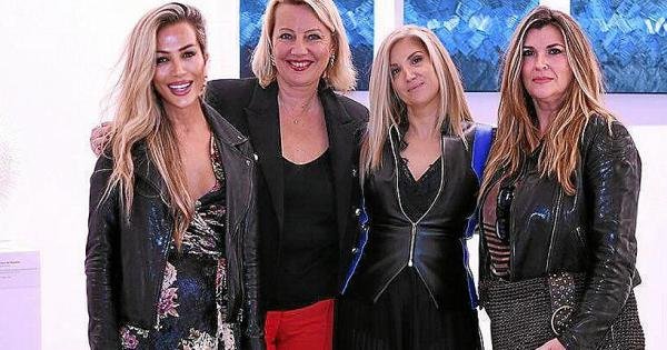 Cindy가 장소를 밝게 비췄습니다.