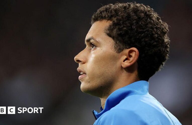 브레넌 존슨: 웨일즈와 스퍼스의 ‘미스터리’에는 무엇이 있나요?