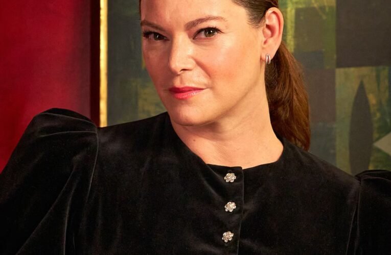 스타 셰프 게일 시몬스(Gail Simmons)가 셰프들이 좋아할 명절 선물을 공개합니다.