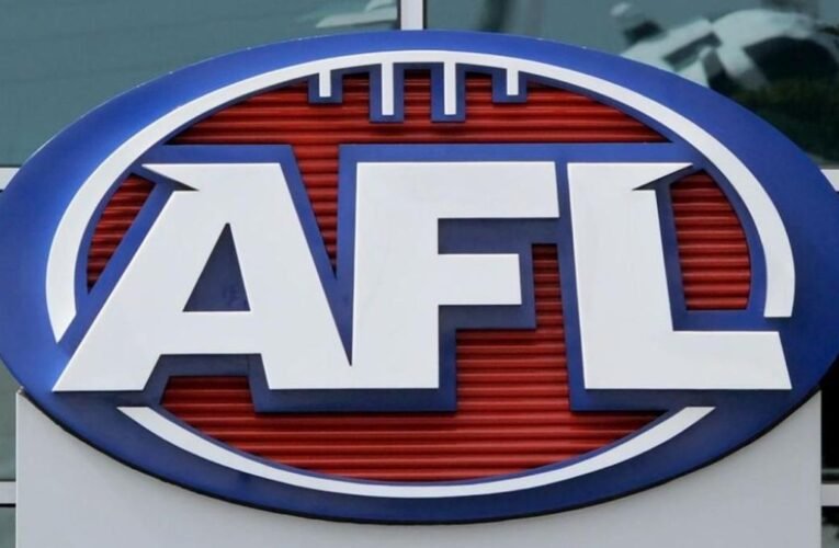 Eden Zanker는 뇌진탕을 잘못 처리한 후 Melbourne으로부터 질책을 받았습니다.