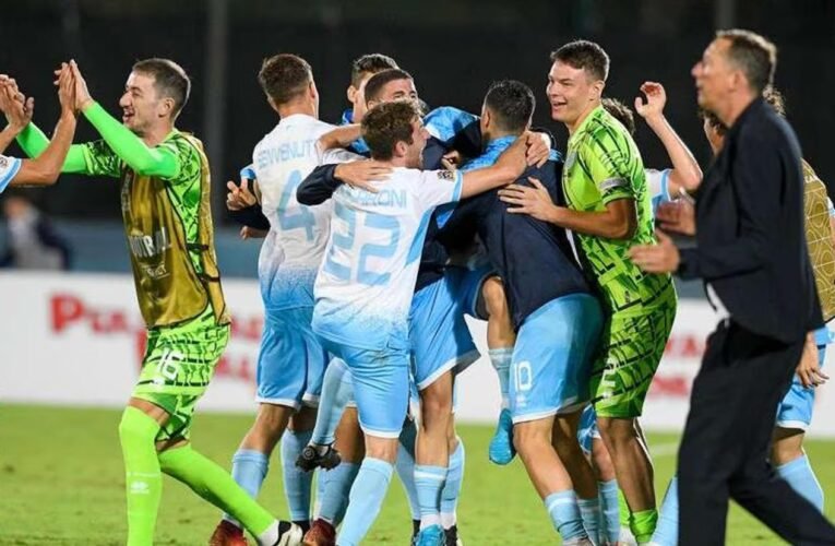 “세계 최악의 팀”의 혁명.