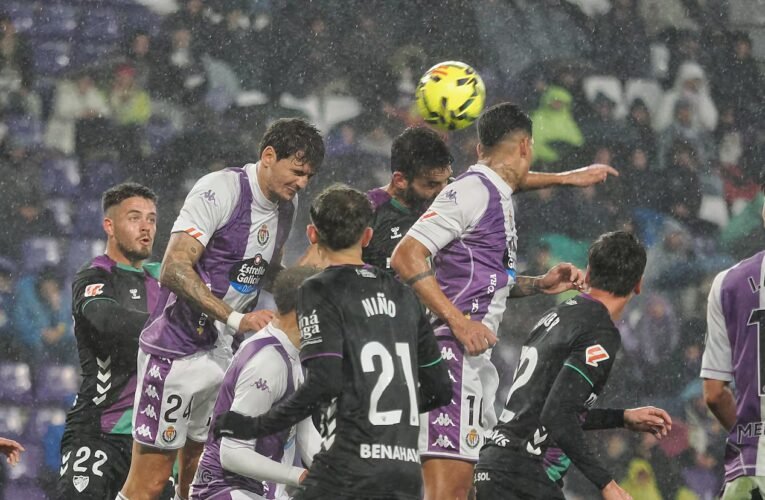 그 아이는 Alfonso Herrero의 얼굴을 구하고 Pusela를 낙담시킵니다.