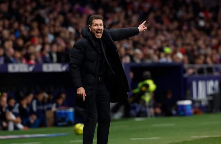 시메오네: “솔로스는 우리가 다른 축구를 할 수 있게 해준다”