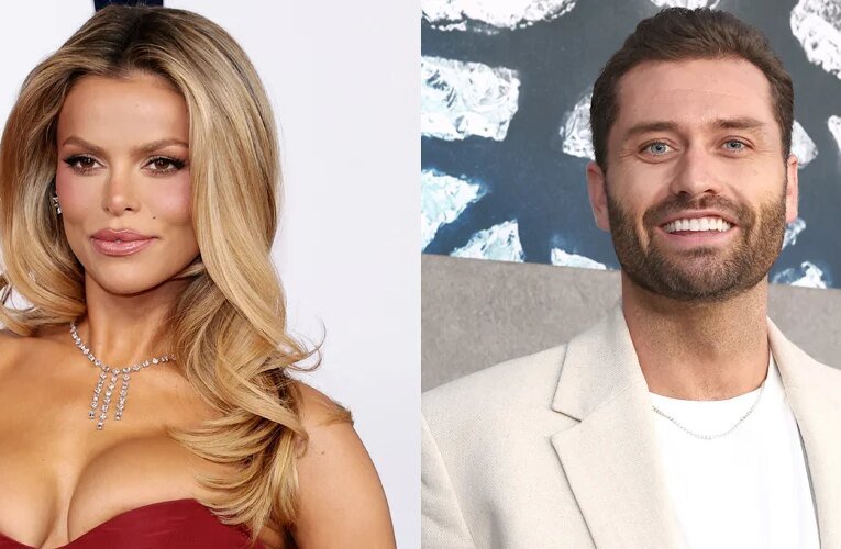 브룩스 네이더(Brooks Nader)는 다코타 모텐슨(Dakota Mortensen)과 데이트 중이라는 소문이 있은 후 싱글임을 확인했습니다. 서피스: ‘나는 자유로운 새입니다’ | 브룩스 네이더, 다코타 모텐슨, 아마 네이더, 몰몬 아내들의 은밀한 삶 | 유명인 뉴스 및 가십 | 엔터테인먼트, 사진 및 비디오