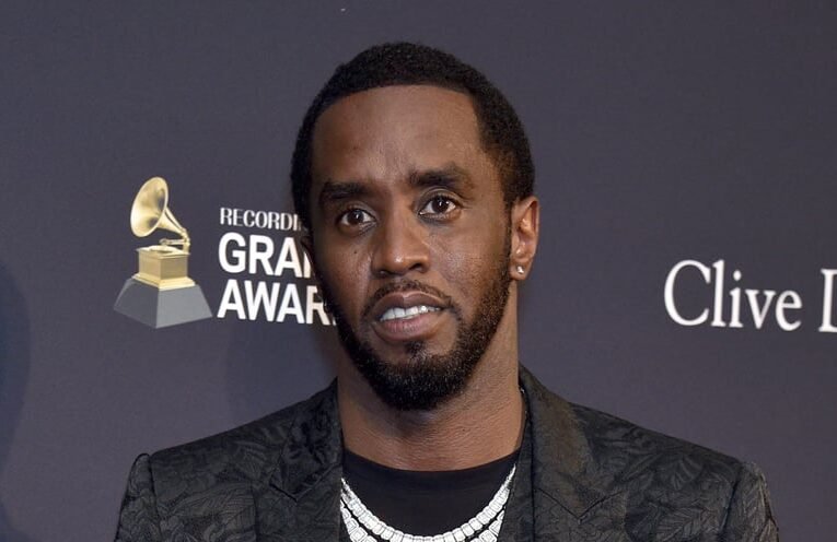 규정 위반 혐의로 디디의 출시일 연기 | 디디, 션 콤스 | 유명인 뉴스 및 가십 | 엔터테인먼트, 사진 및 비디오