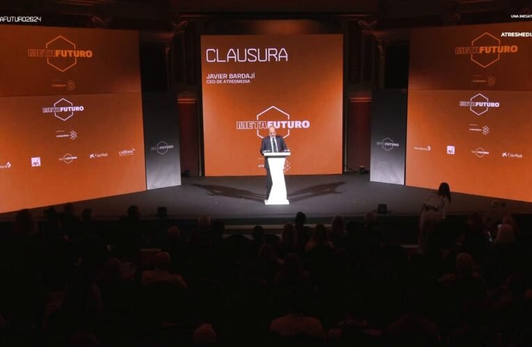 ‘Metafuturo’는 네 번째 에디션에서 Krugman, Barron 및 Rushdie를 선보입니다.