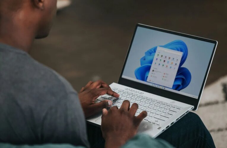 Windows 11에서는 마침내 1Password 또는 Bitwarden과 같은 자신만의 비밀번호 관리자를 선택할 수 있습니다.