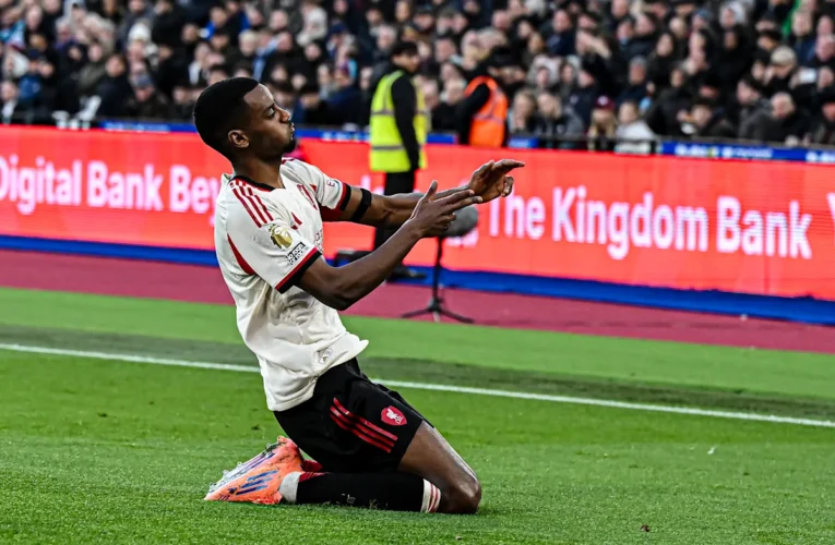 알렉산더 이삭(Alexander Isak)이 웨스트햄에서 득점하며 추진력을 쌓았습니다.