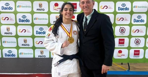 마리아 올리버는 마드리드에서 발레아레스 유도의 역사를 만들었습니다.