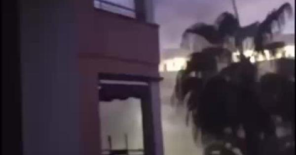 혼수상태에 빠진 이웃들의 고통을 눈으로: “여기서 나갈 수 없어, 불가능해”