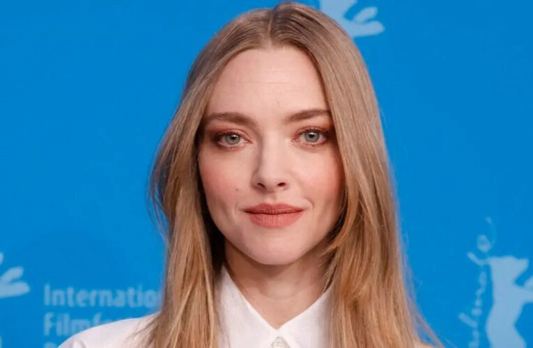 아만다 사이프리드가 ‘정말 어려운’ 일과 삶의 균형에 대해 이야기합니다.