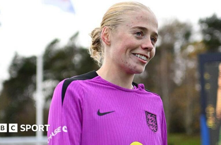 잉글랜드 대 가나: 언캡드 그레이스 피스크(Uncapped Grace Fisk), 종아리 부상으로 결장